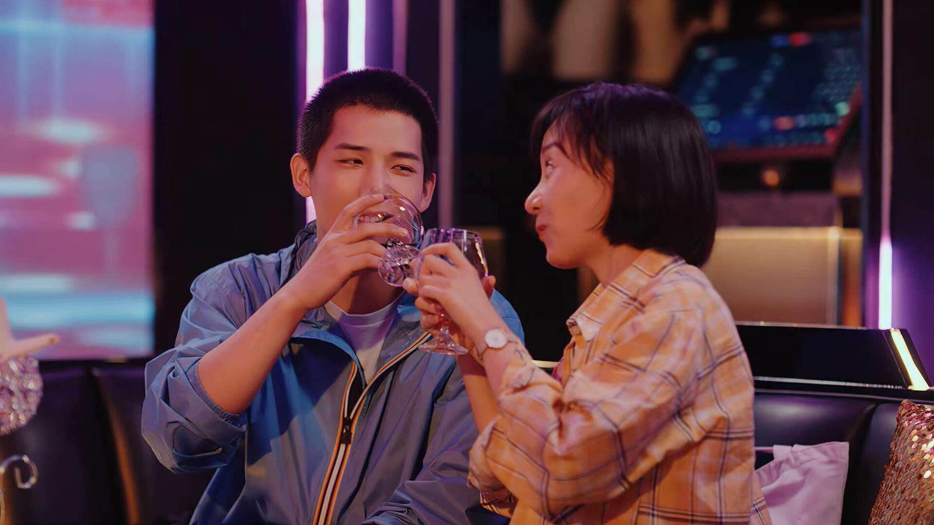 球队心理辅导：高压环境下的调节策略，高压职业人群的心理健康问题