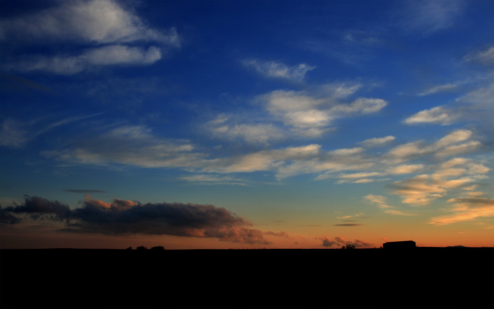 乐鱼官方登录入口-“三叉湖水上救生赛：选手在水中展开与时间赛跑的较量”