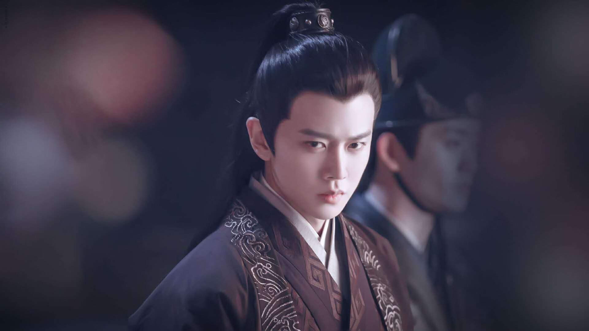 主教练在战术板上是否需要规划节奏节点,教练在布置战术时讲到了常用的比赛阵型