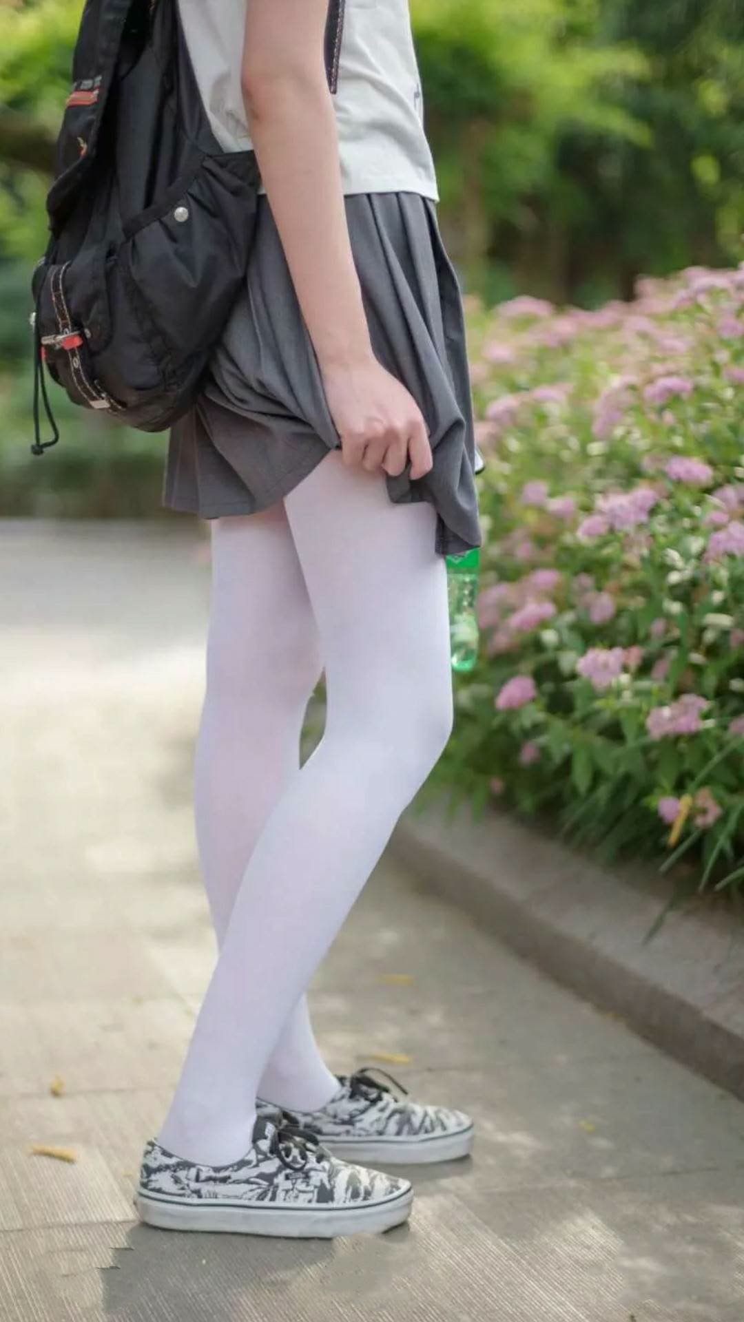 校园足球缺少跨学科教学场景支持,校园足球发展遇到的问题